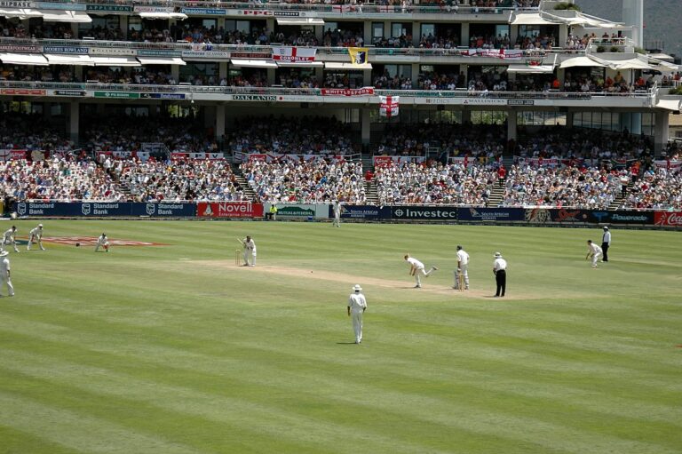 How to Assess Pitch Conditions and Their Impact on IPL Match Betting: Guidance from Saffronexch and 99exch